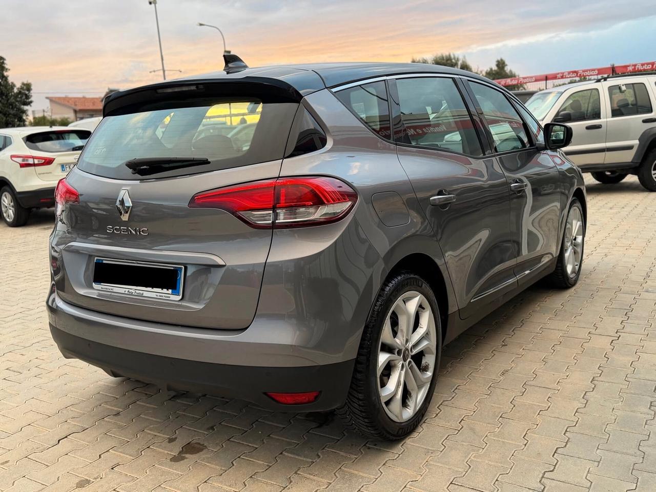 Renault Scénic Blue dCi 120 CV Initiale Paris OK NEOPATENTATI