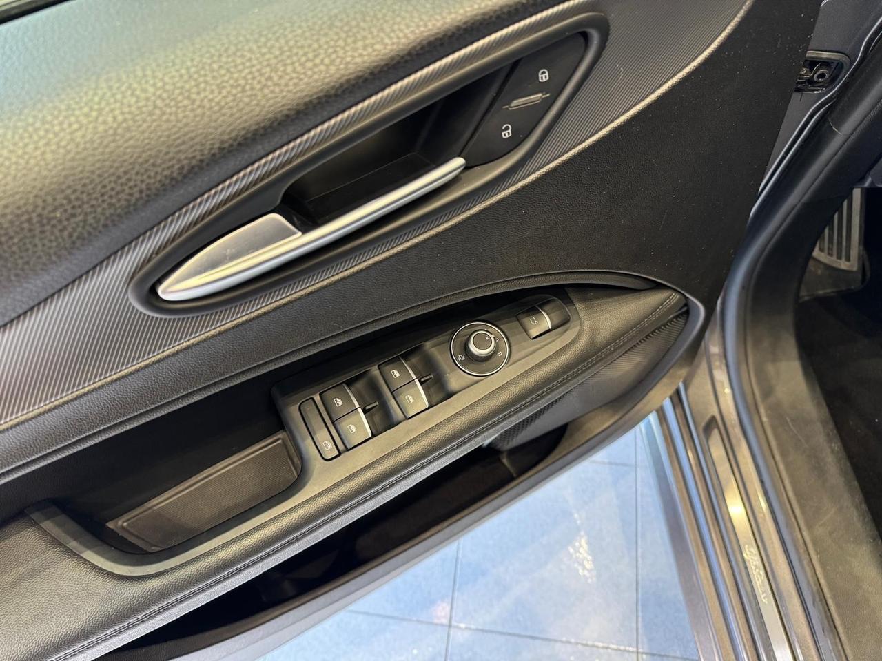 Alfa Romeo Stelvio 2.2 Jtdm 190Cv “75.000 KM”