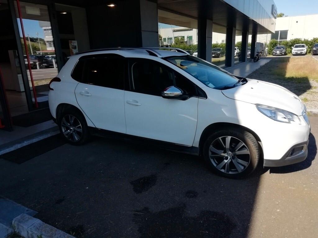 Peugeot 2008 1.6 e-HDi 92 CV Stop&Start Allure