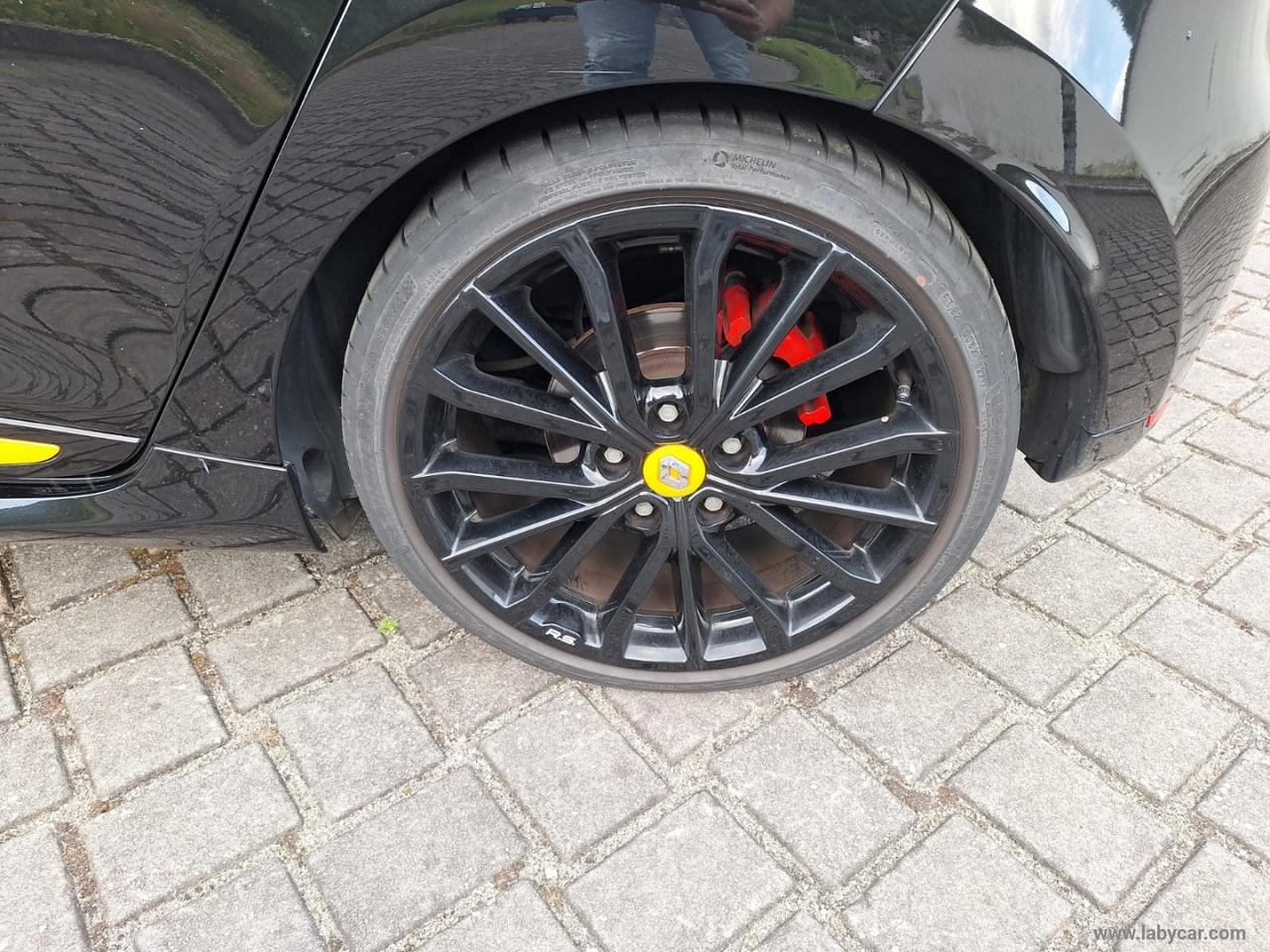 RENAULT Clio TCe 220 EDC R.S. Trophy AKRAPOVIC CERCHI 18