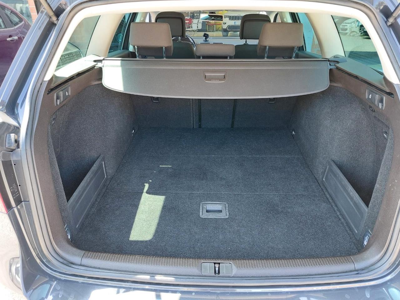 Volkswagen Passat Var. 1.6 TDI Comfortline BM.Tech.