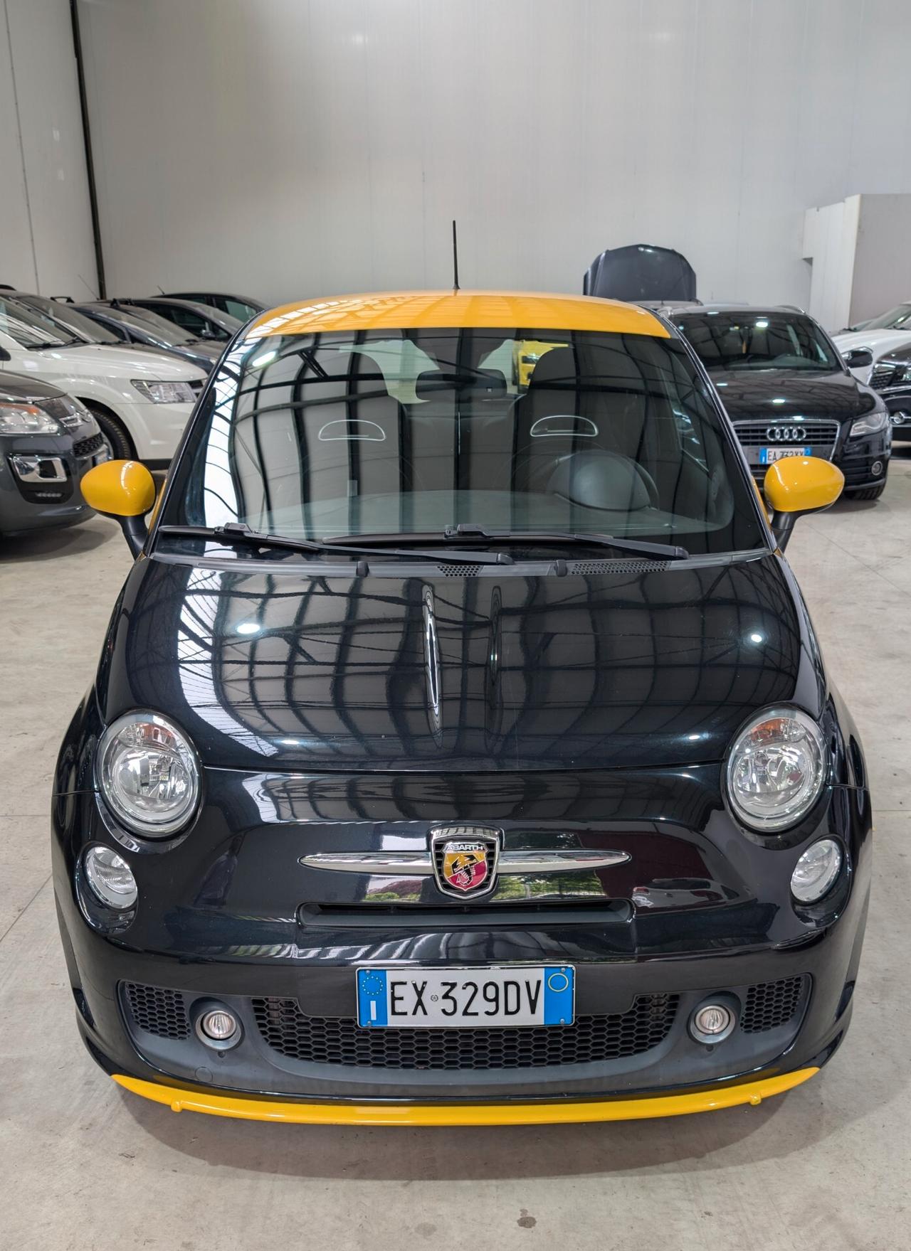 Abarth 500 1.4 Turbo T-Jet Custom