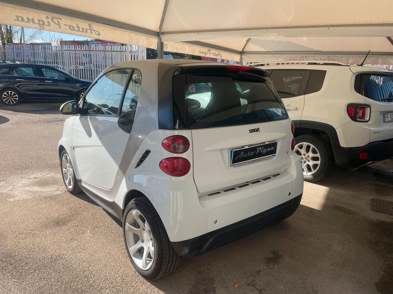 Smart ForTwo 1000 45 kW MHD coupé pure