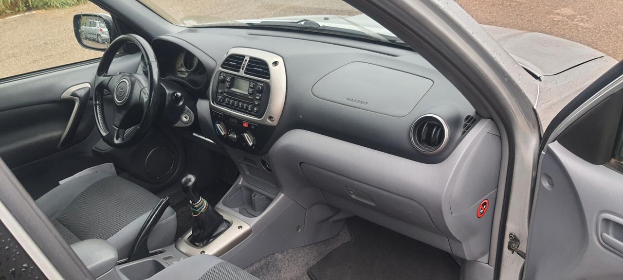 Toyota RAV 4 RAV4 2.0 Tdi D-4D 5 P. PERFETTA