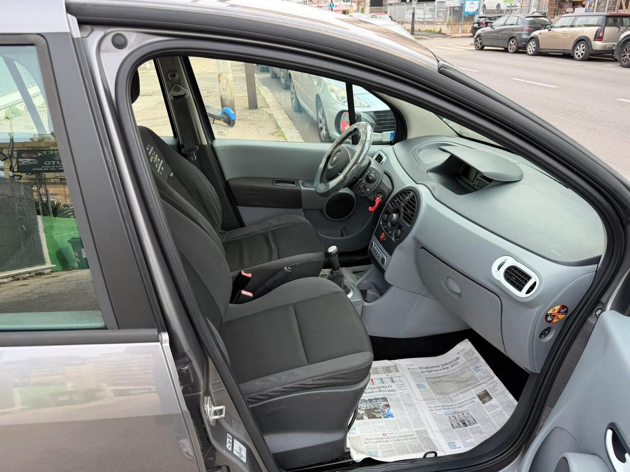 Renault Modus 1.5 dCi 85CV Dynamique