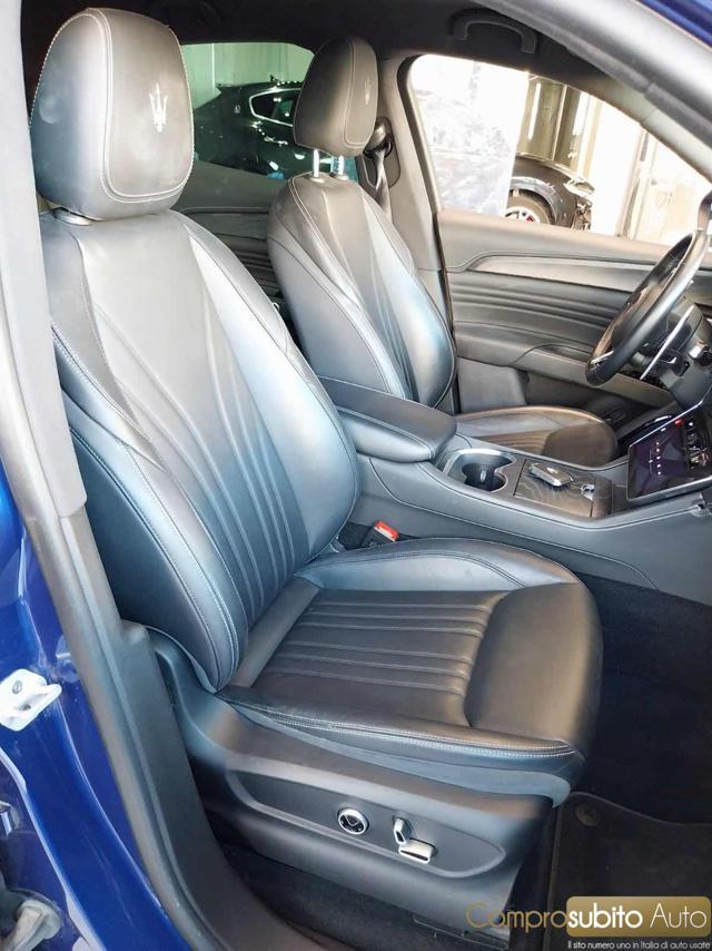MASERATI Grecale MHEV 300 CV AWD GT
