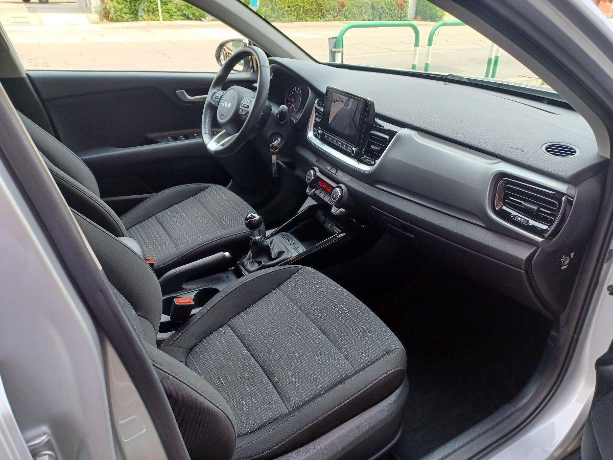 KIA - Stonic - 1.2 MPI 84 CV Style