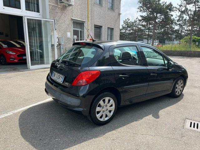 PEUGEOT 207 1.4 8V 75CV 5p. X Line