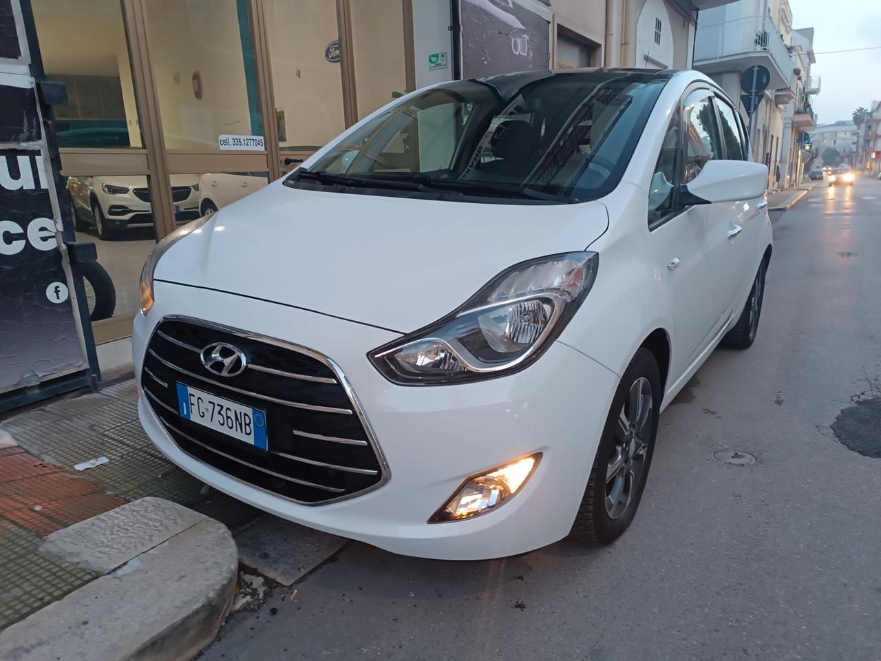 Hyundai iX20 1.4 CRDI 90 CV XPOSSIBLE TETTO APRIBILE FULL
