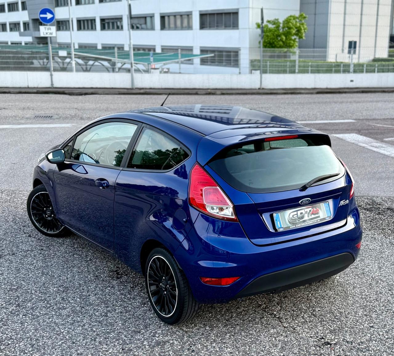 Ford Fiesta 1.5 TDCi 95CV 3 porte Black & White Edition