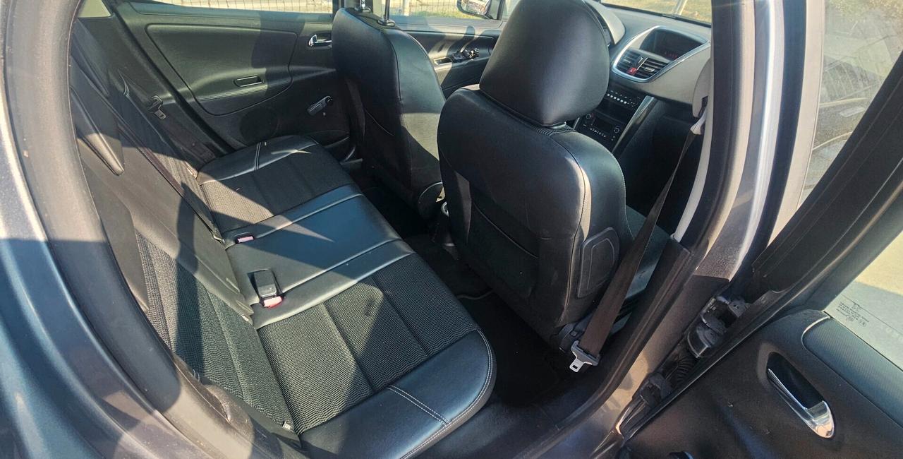 PEUGEOT 207 1.4 TETTO PANORAMICO