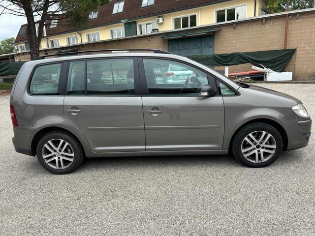 VOLKSWAGEN Touran 1.9 TDI 105CV Highline senza nessun lavoro da fare