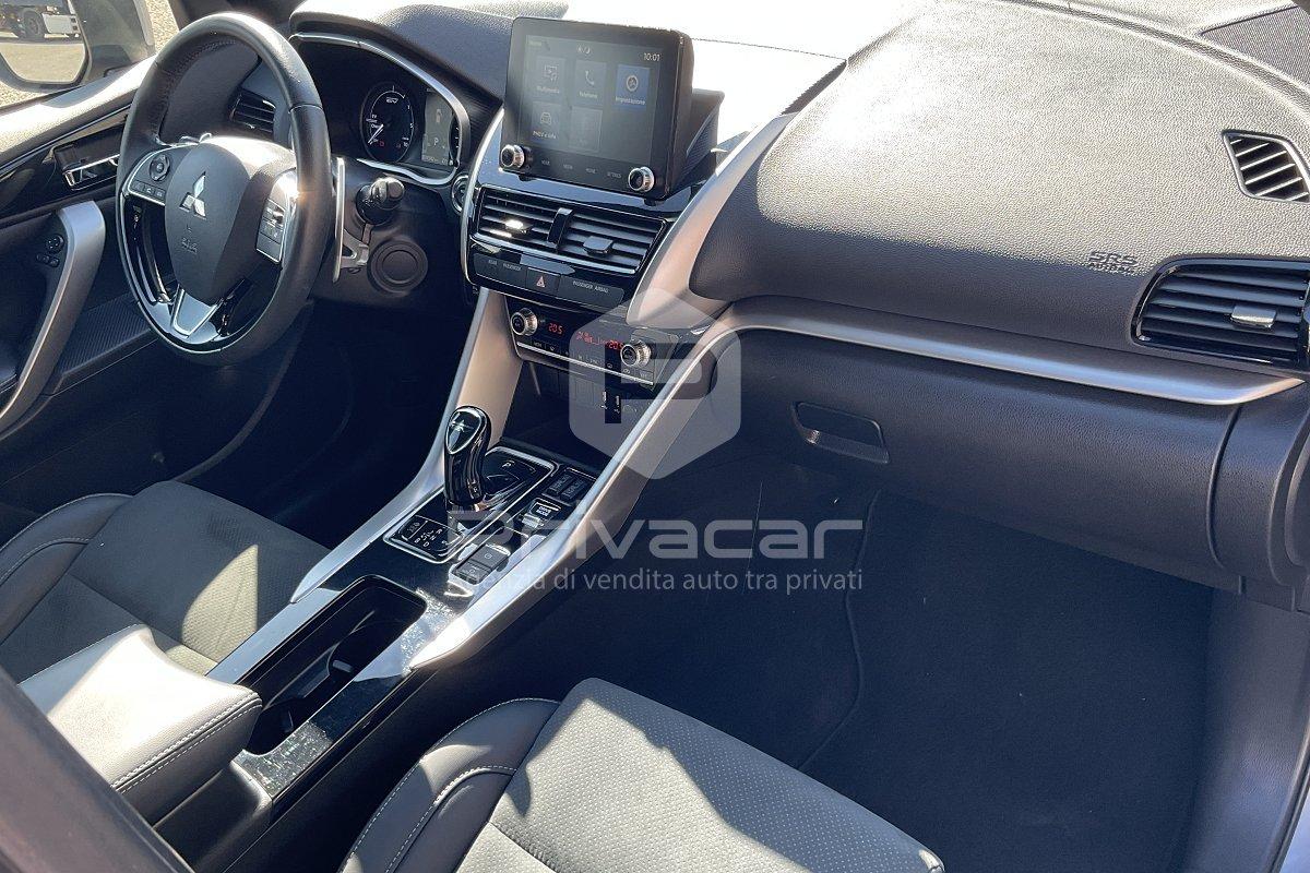 MITSUBISHI Eclipse Cross 2.4 MIVEC 4WD PHEV Instyle SDA Pack 0