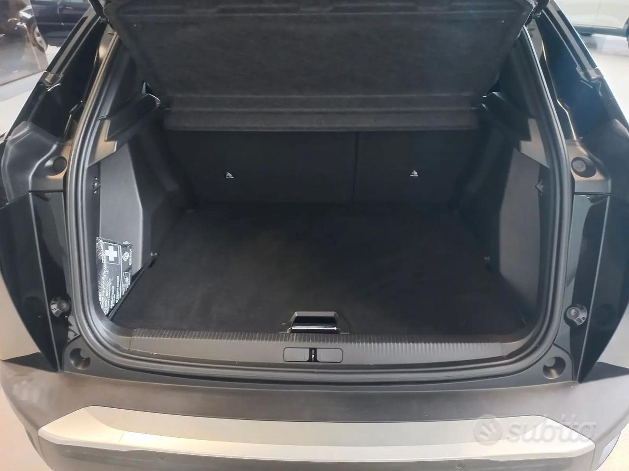 Peugeot 2008 Allure Pack S&S A/T iva deducibile