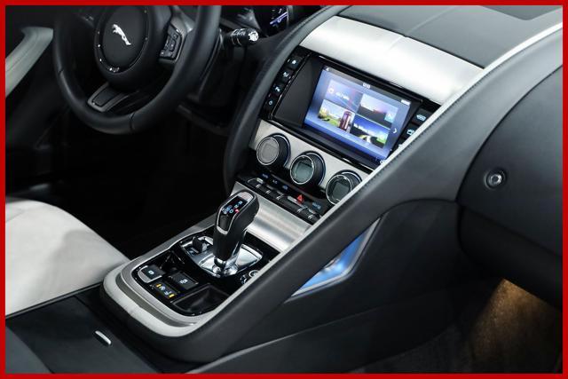 JAGUAR F-Type 3.0 V6 aut. Coupé