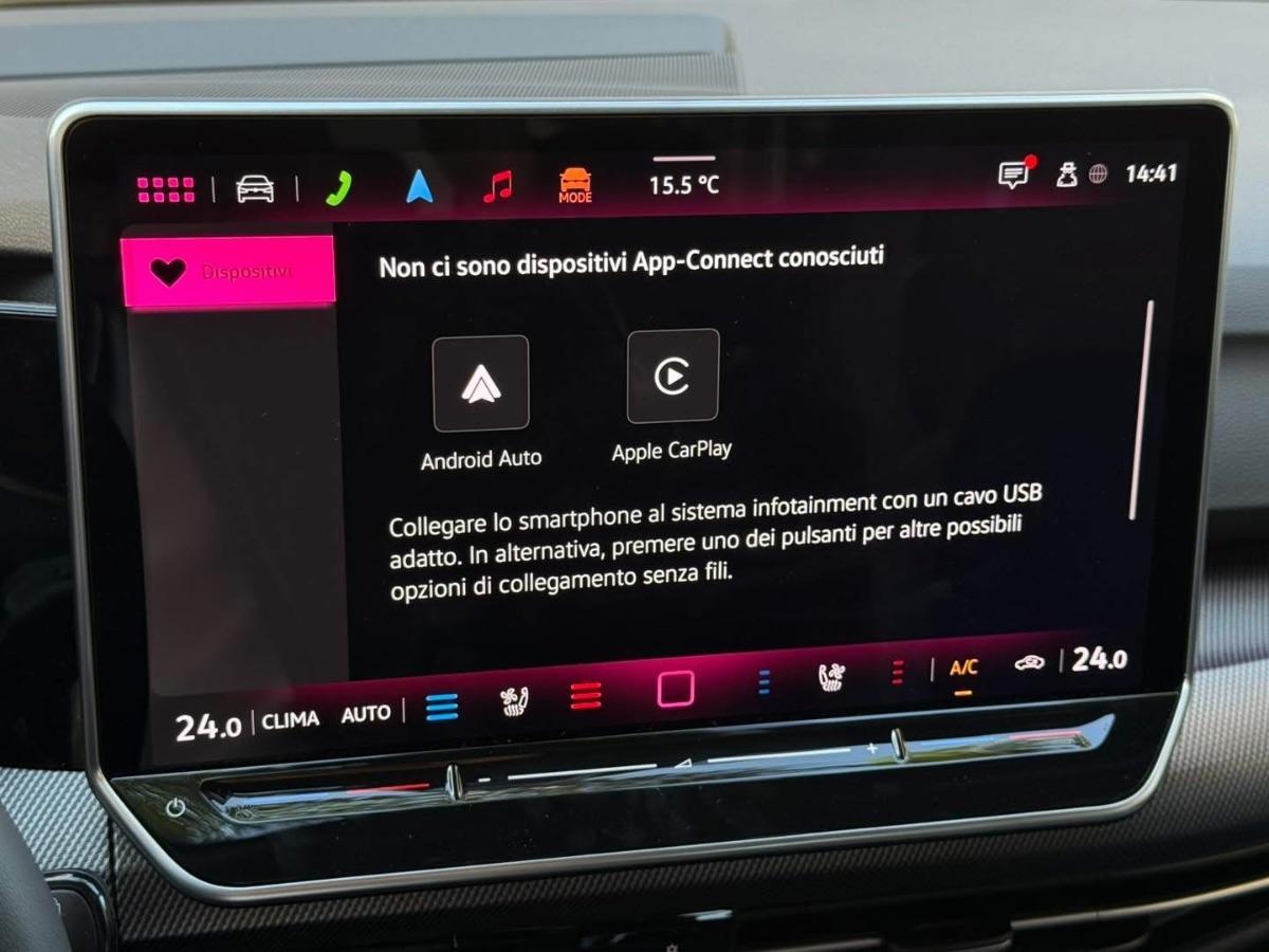 New Volkswagen Golf 8.5 GTI 2.0 TSI 265 CV