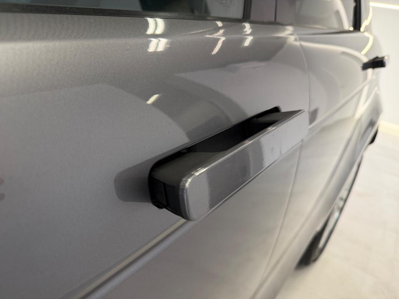 Land Rover Range Evoque 1.5 I3 160 CV Auto R-Dynamic SE