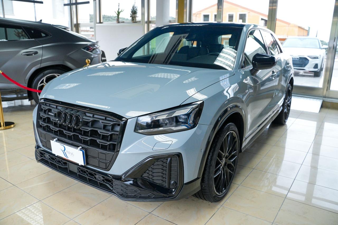 Audi Q2 35 TDI S tronic Identity Black