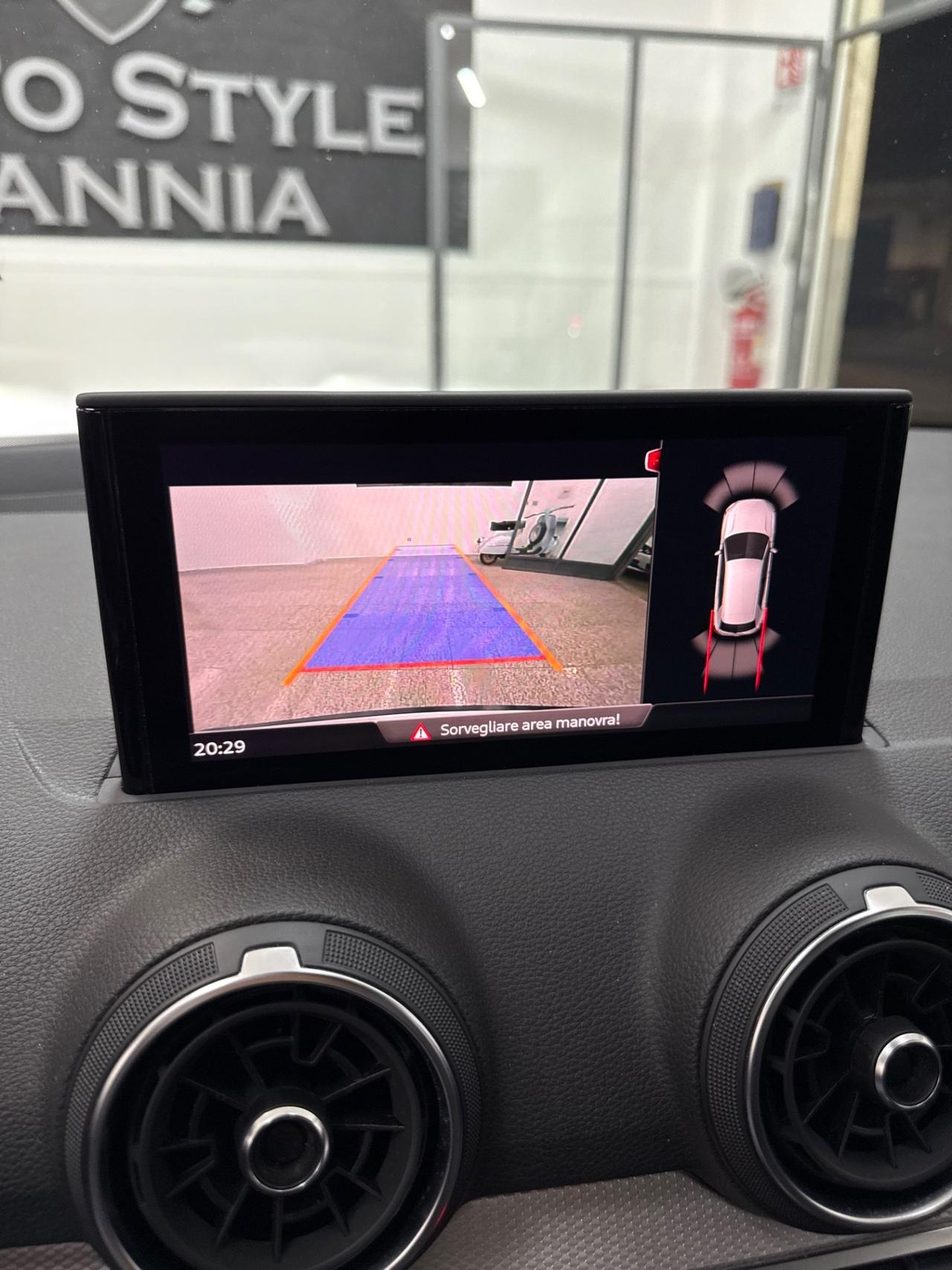 Audi Q2 30 TDI S line Edition