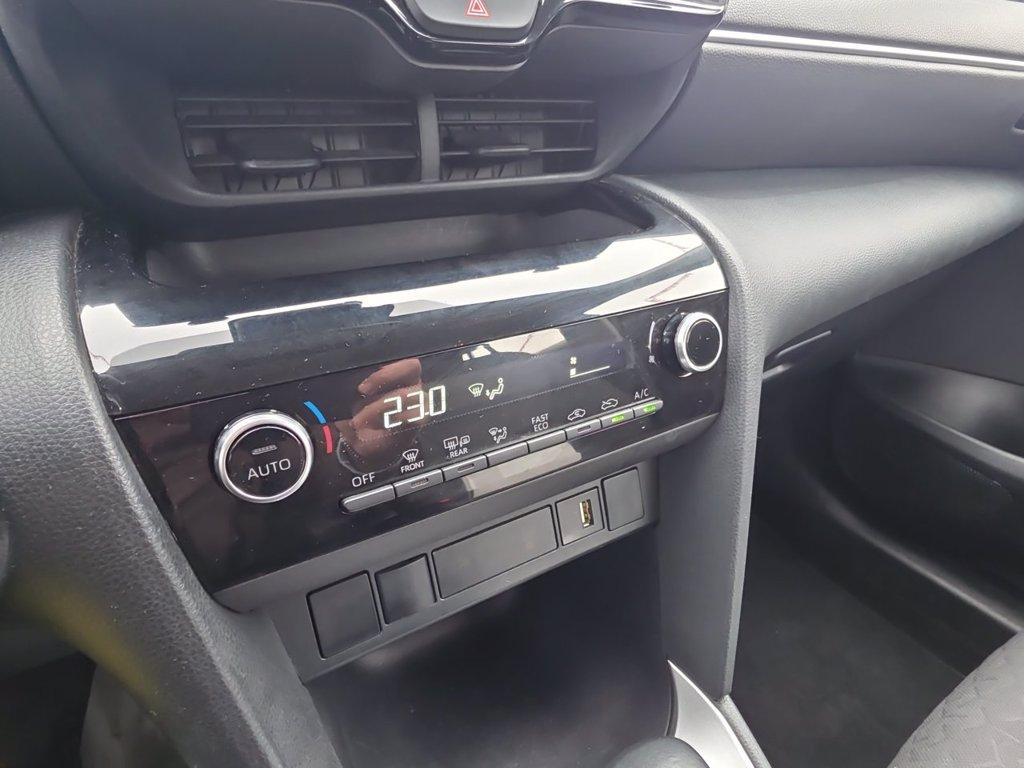 TOYOTA Yaris cross 1.5h active fwd 116cv e-cvt del 2024