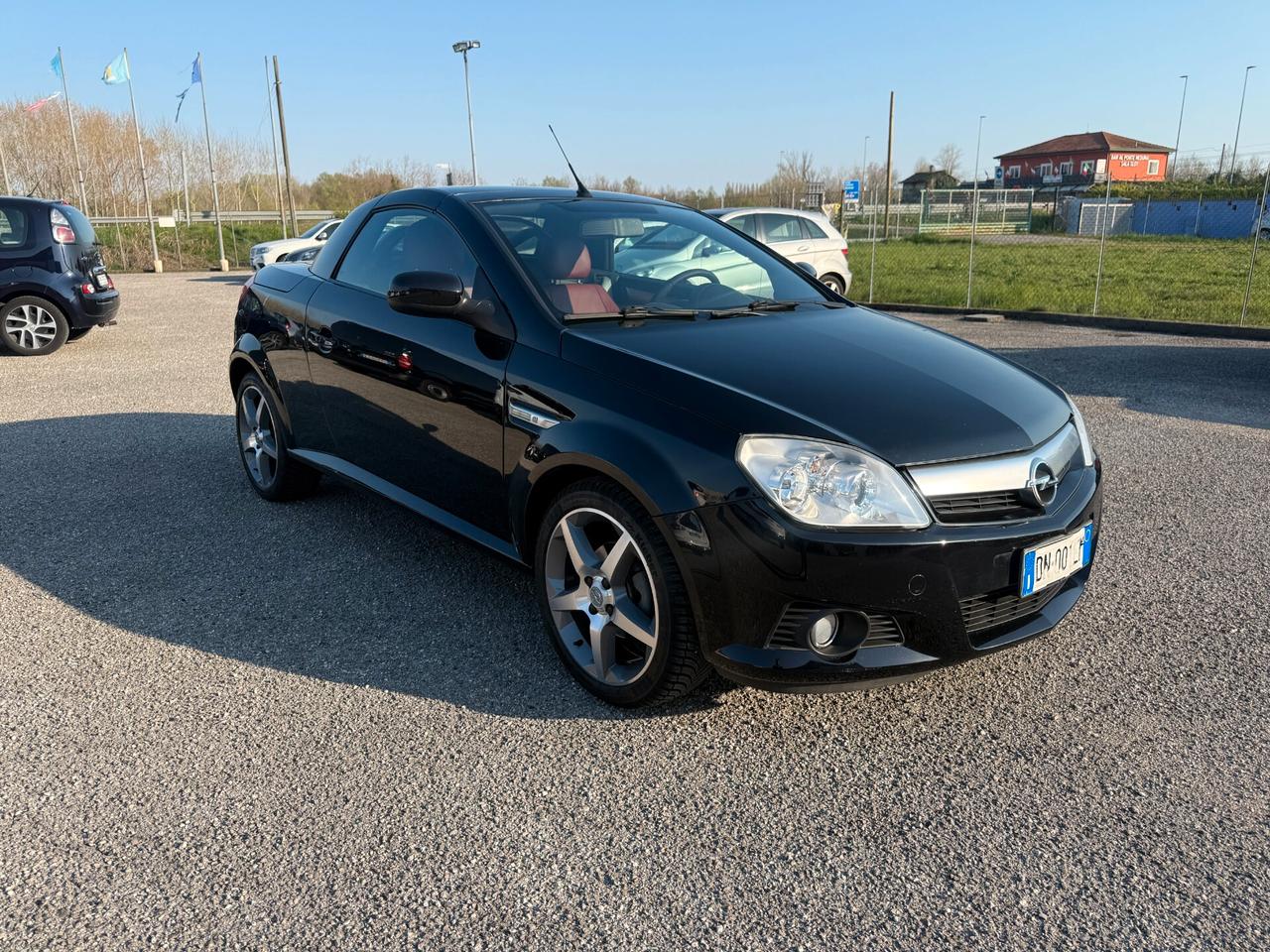 Opel Tigra TwinTop 1.4 16V Sport