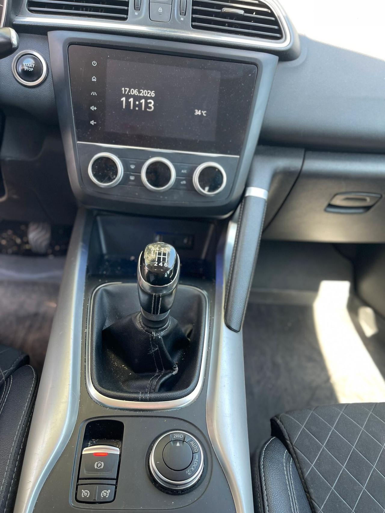 Renault Kadjar Blue dCi 150CV AWD Black Edition