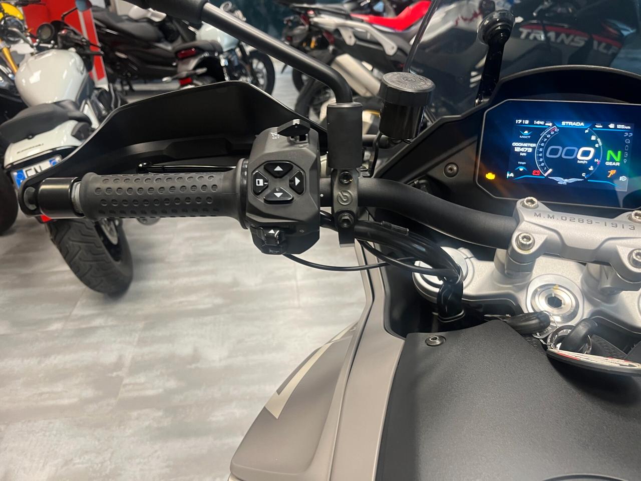 Moto Guzzi V100 Mandello Aviazione Navale