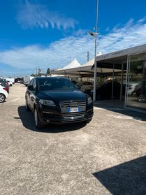 Audi Q7 3.0 V6 TDI 240 CV quattro tiptronic