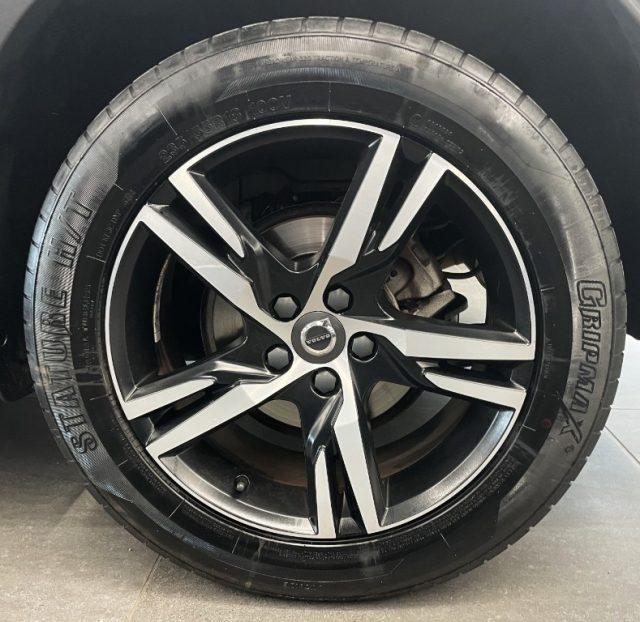 VOLVO XC40 2.0 D3 AWD 150 CV R-design Tetto