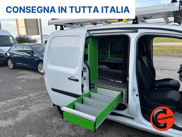 RENAULT Kangoo Z.E. 44 KW ALLESTITO-CRUISE-BATTERIE DI PROPRETA'-