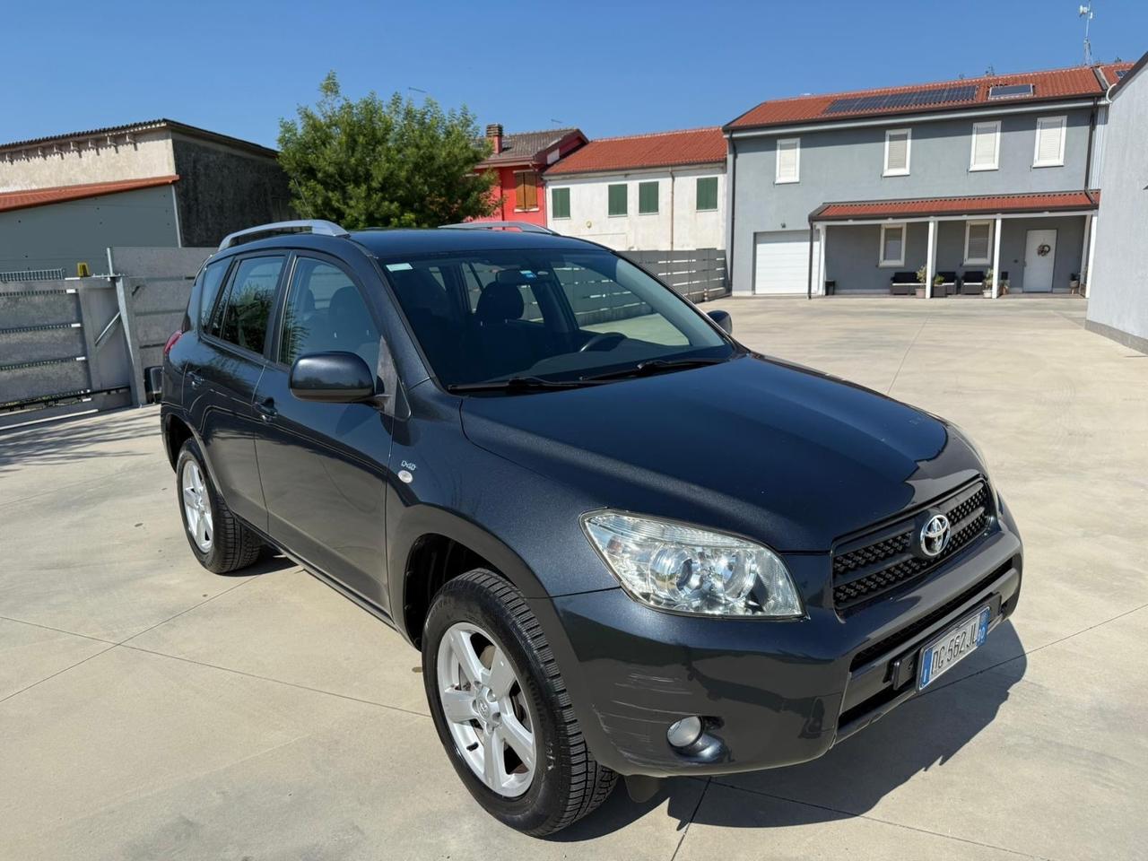 Toyota RAV 4 RAV4 2.2 D-4D 136 CV Luxury