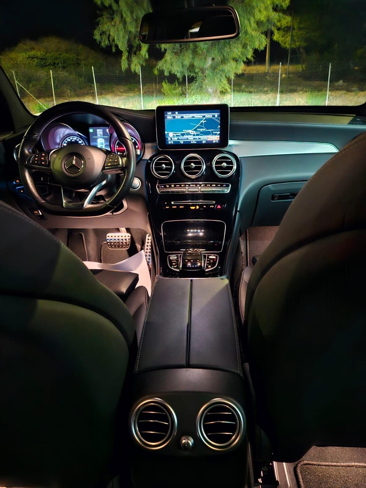 Mercedes-Benz GLC COUPE 250D 4MATIC PREMIUM