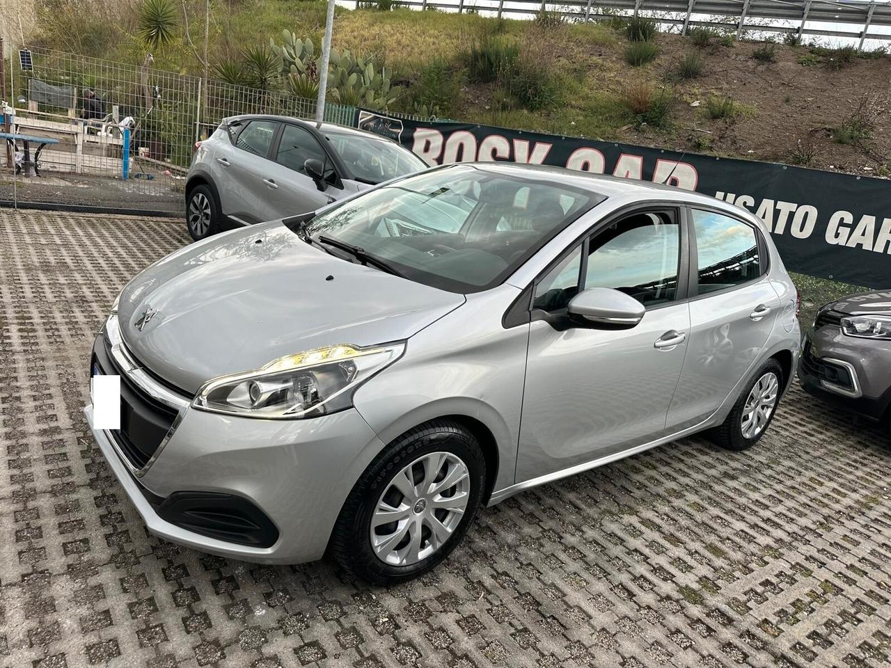 Peugeot 208 BlueHDi 75 5 porte Allure-09/2018