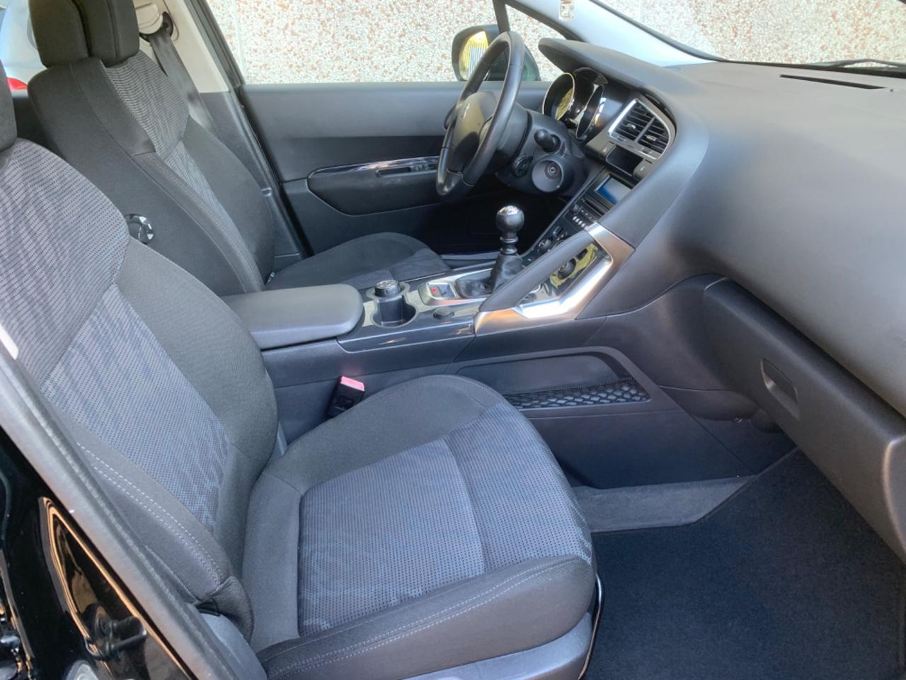 Peugeot 3008 2.0 HDi 150CV Business