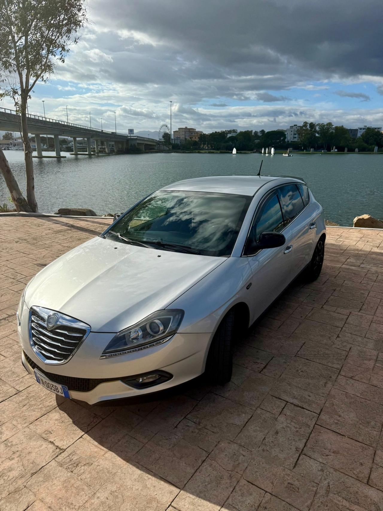 Lancia Delta 2.0 mtj DPF Ptatinum (121kw)