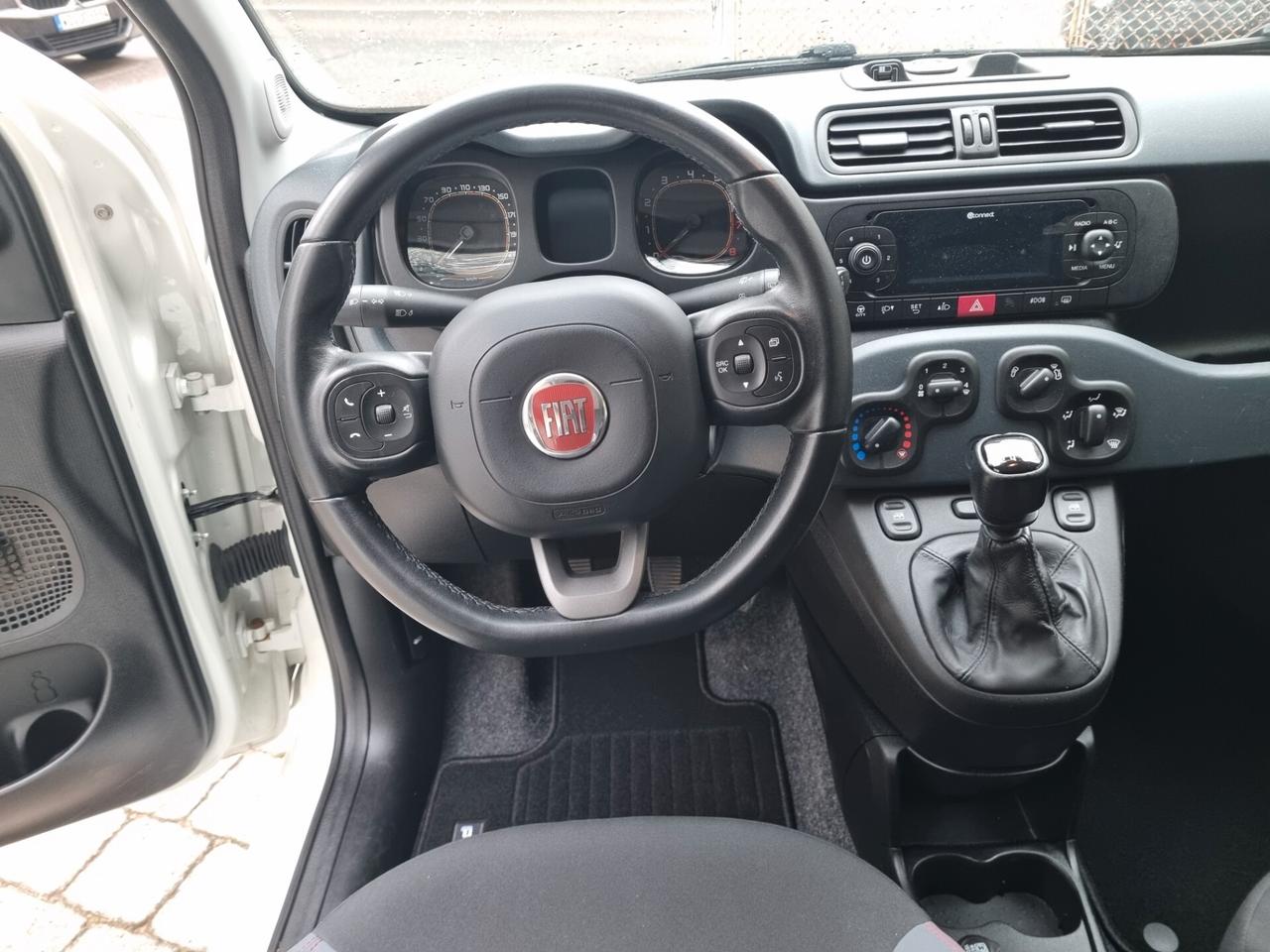 Fiat Panda 1.2 Lounge 69cv anno2018 km64000 neopat