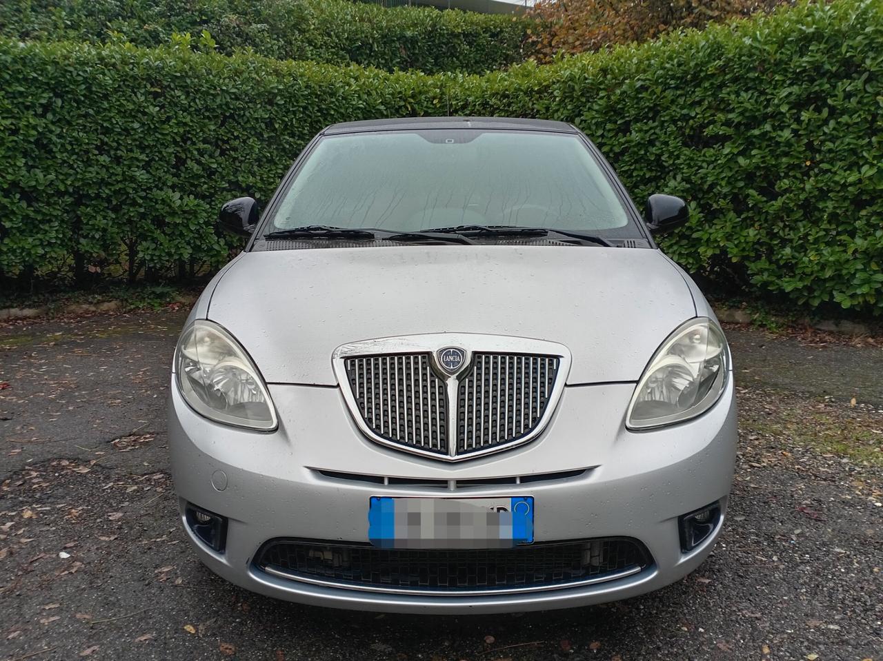 Lancia Ypsilon 1.2 Oro