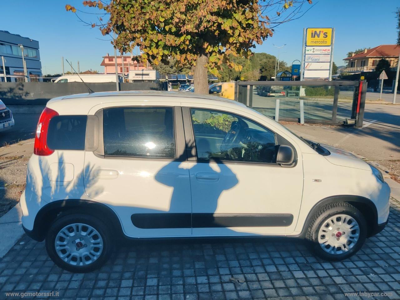 Fiat Panda 1.0 GSE S&S Hybrid Street Van 4 posti