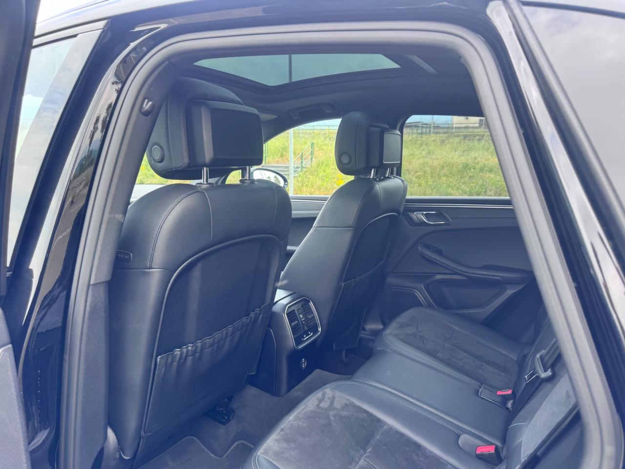 Porsche Macan 2.0 Full tetto sport chrono PERMUTE