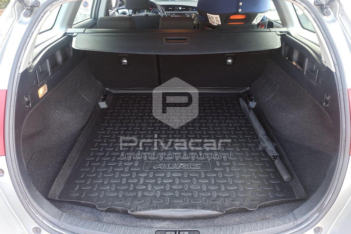 TOYOTA Auris Touring Sports 1.8 Hybrid Active Plus