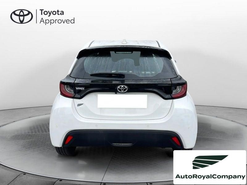 Toyota Yaris Hybrid Active MY21