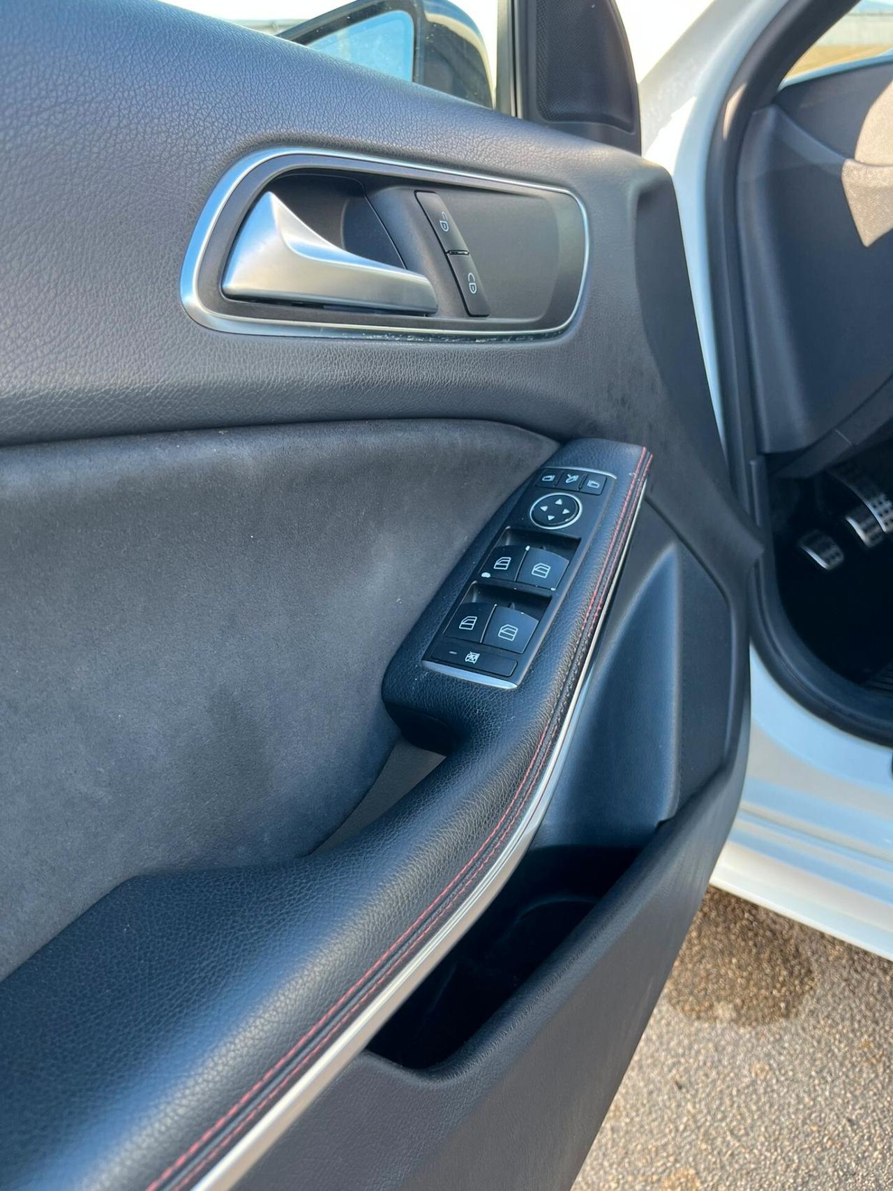 Mercedes-benz A 180 CDI Dark Night Edition