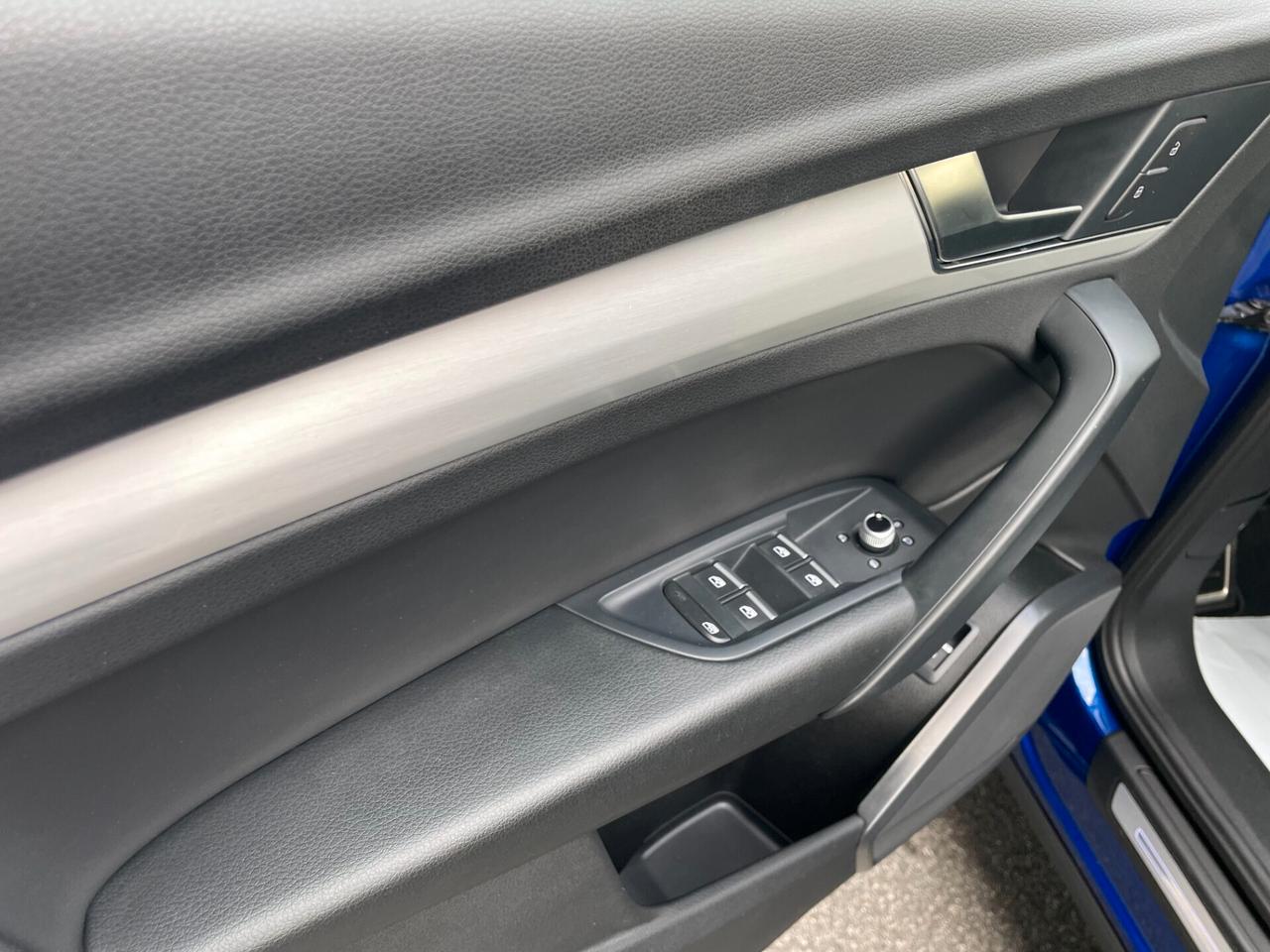 Audi Q5 SPB 40 2.0 TDI 204CV quattro S tronic line #TETTUCCIO