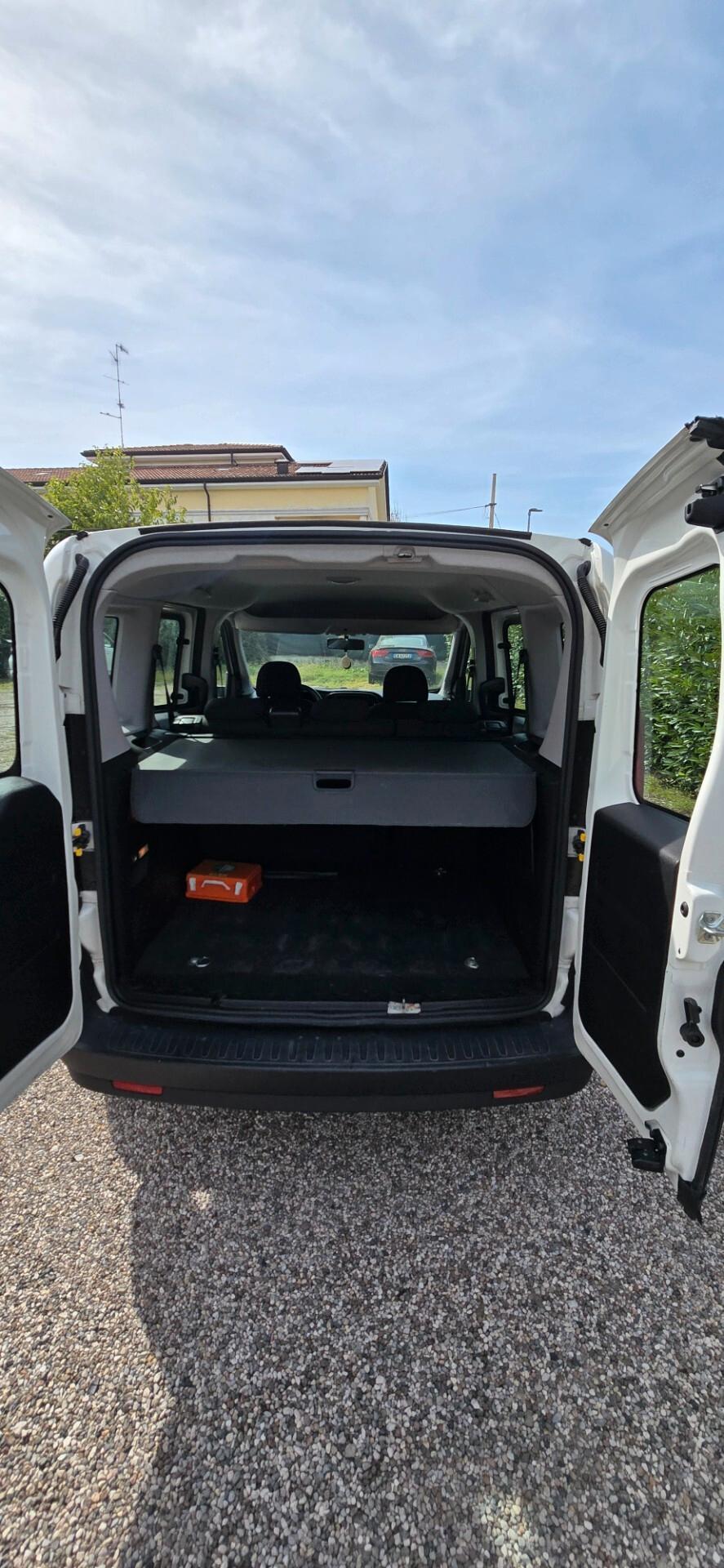 FIAT DOBLÒ PROFESSIONAL AUTOCARRO 5 POSTI