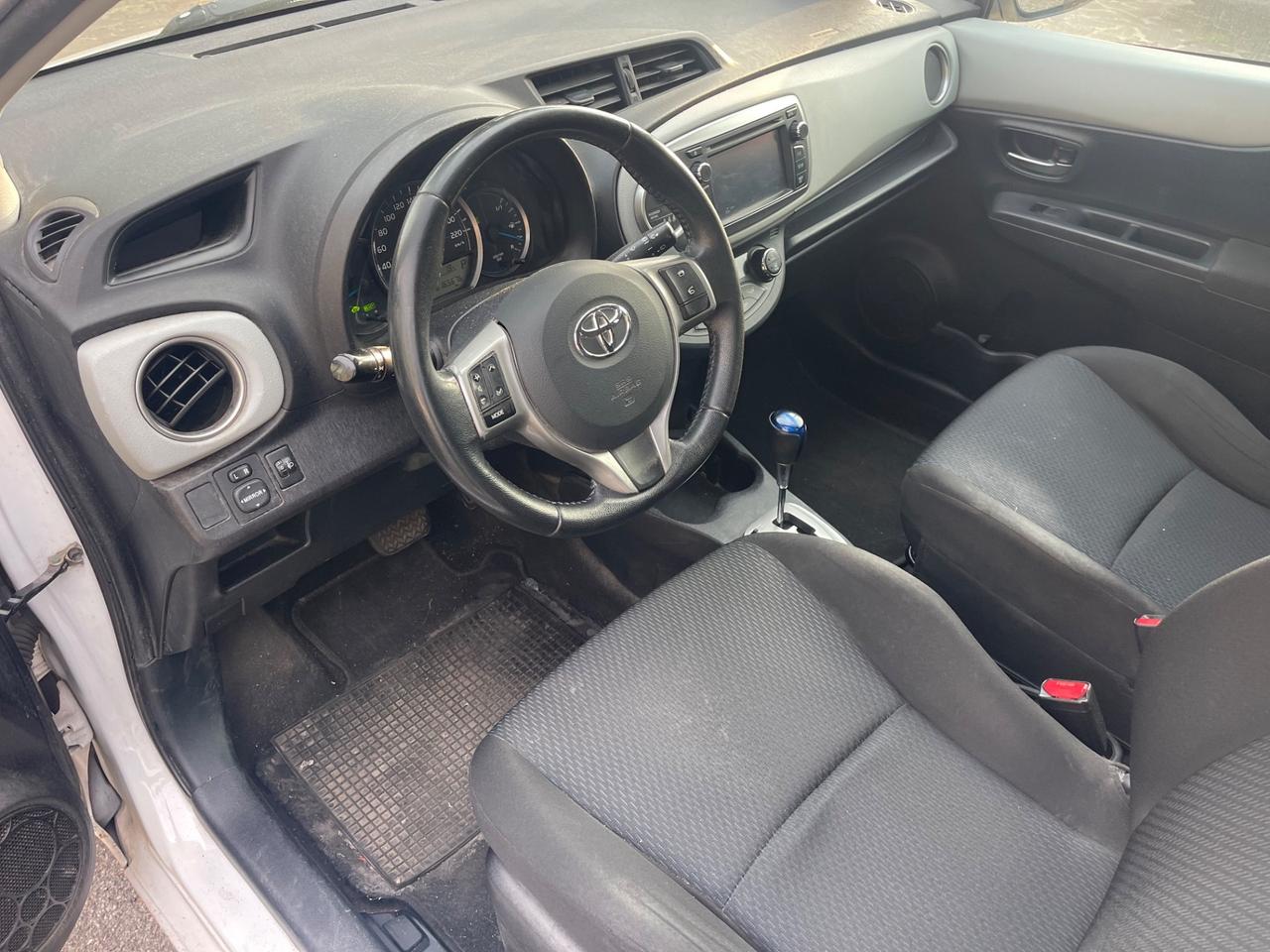 Toyota Yaris 1.5 Hybrid 5 porte Lounge