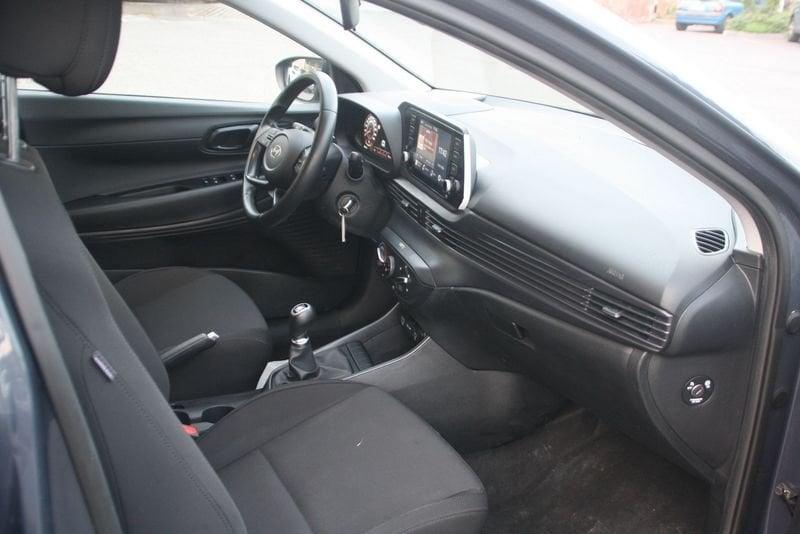 Hyundai i20 i20 1.2 MPI MT Connectline