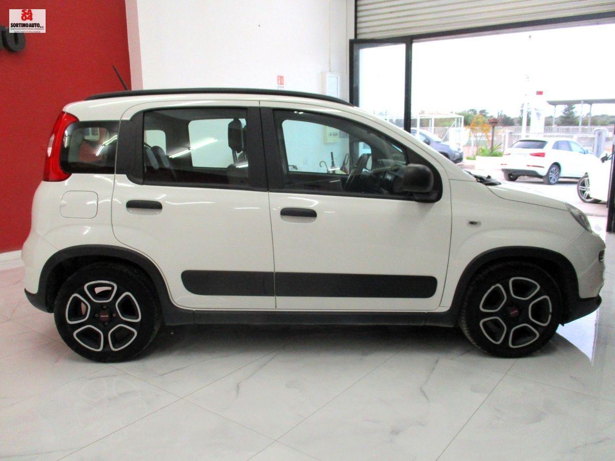 FIAT Panda 1.0 S&S Hybrid City Life-2022 KM50000