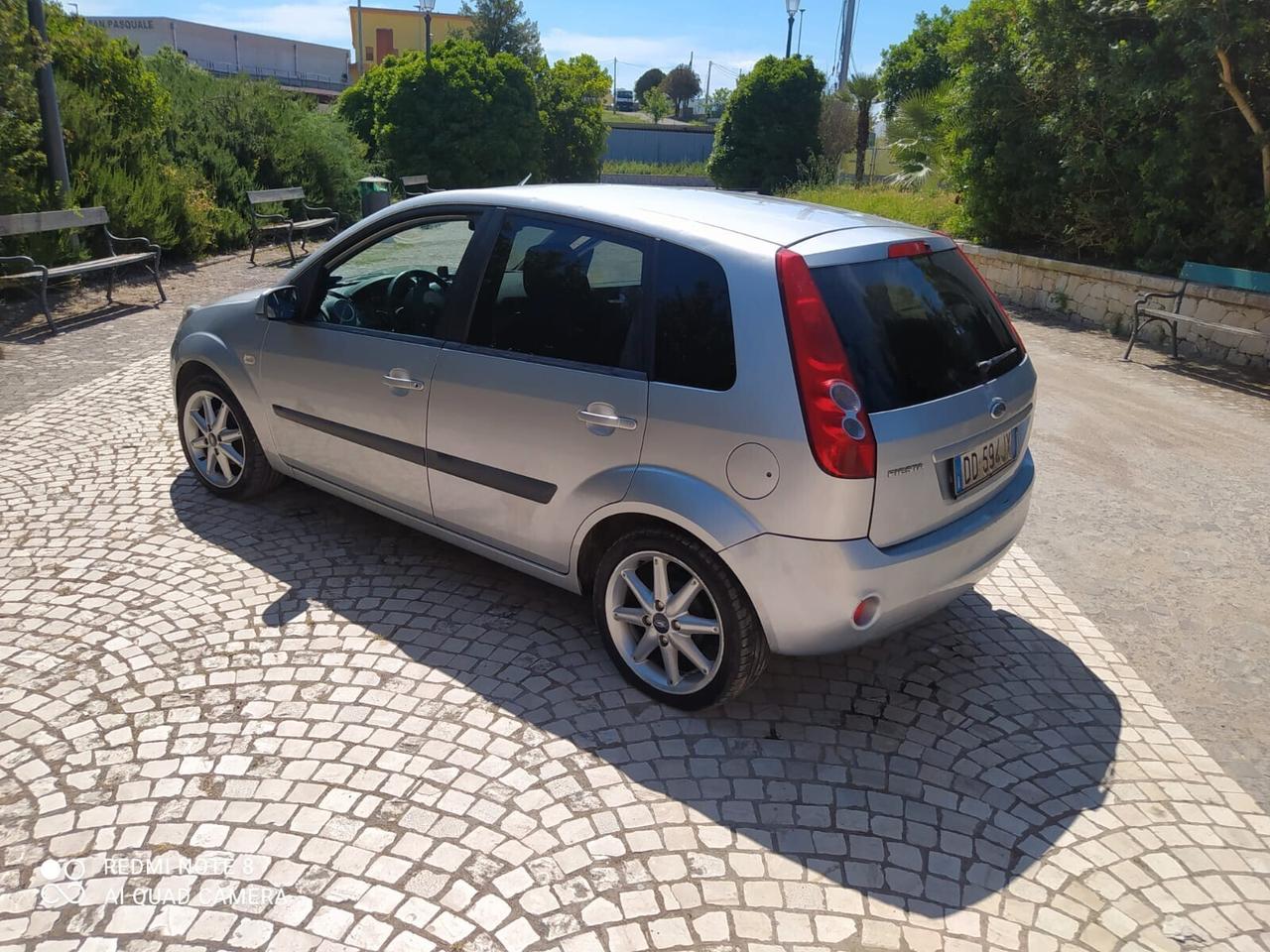 Ford Fiesta 1.2 16V 5p. Ghia
