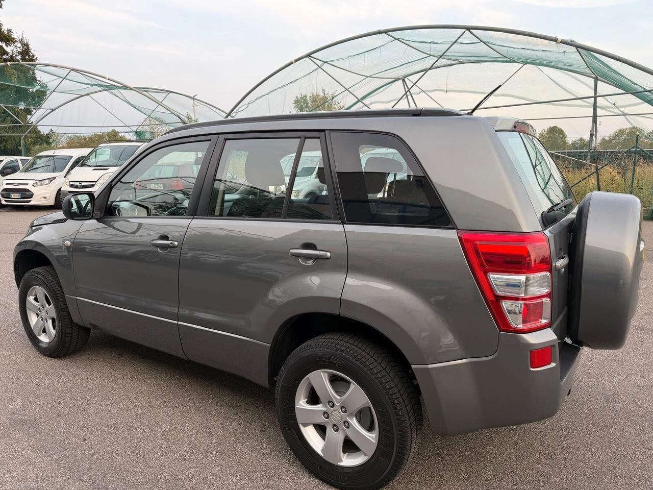 Suzuki Grand Vitara 1.9 DDiS 5 porte