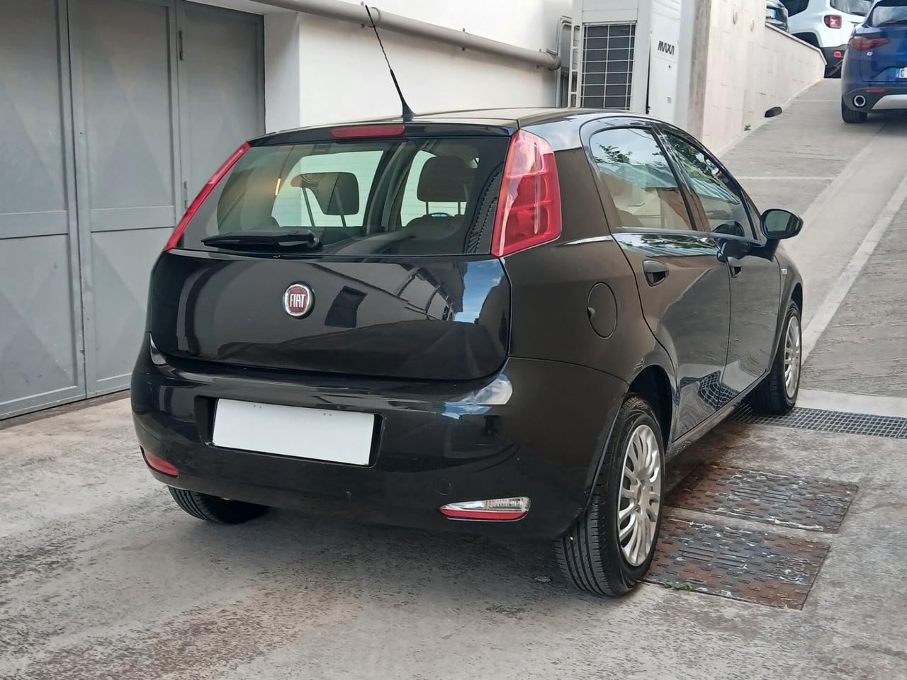 Fiat Punto 1.2 8V 5 porte Street